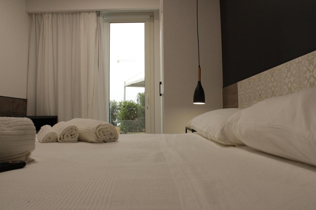 Venere B&B คาสเตลโมลา ภายนอก รูปภาพ