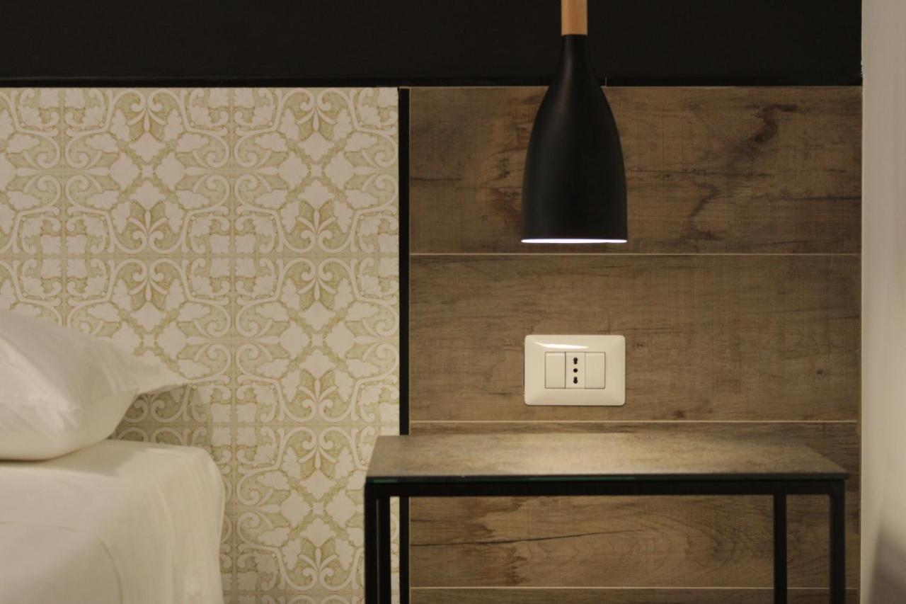 Venere B&B คาสเตลโมลา ภายนอก รูปภาพ