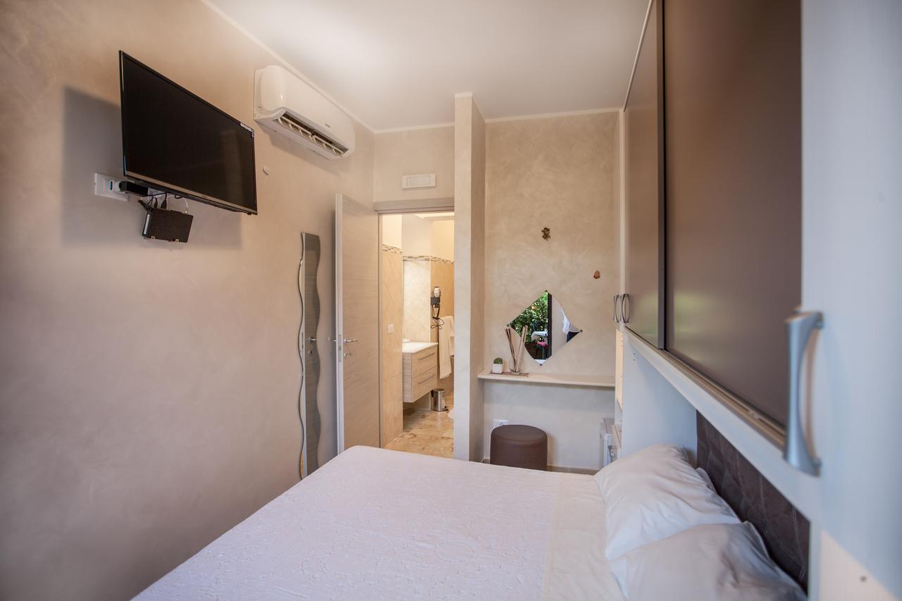 Venere B&B คาสเตลโมลา ภายนอก รูปภาพ